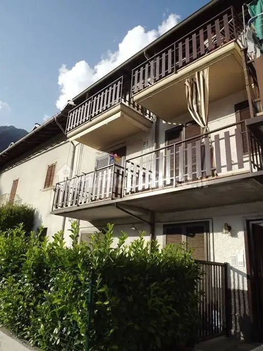 Appartamento in vendita a Roncobello