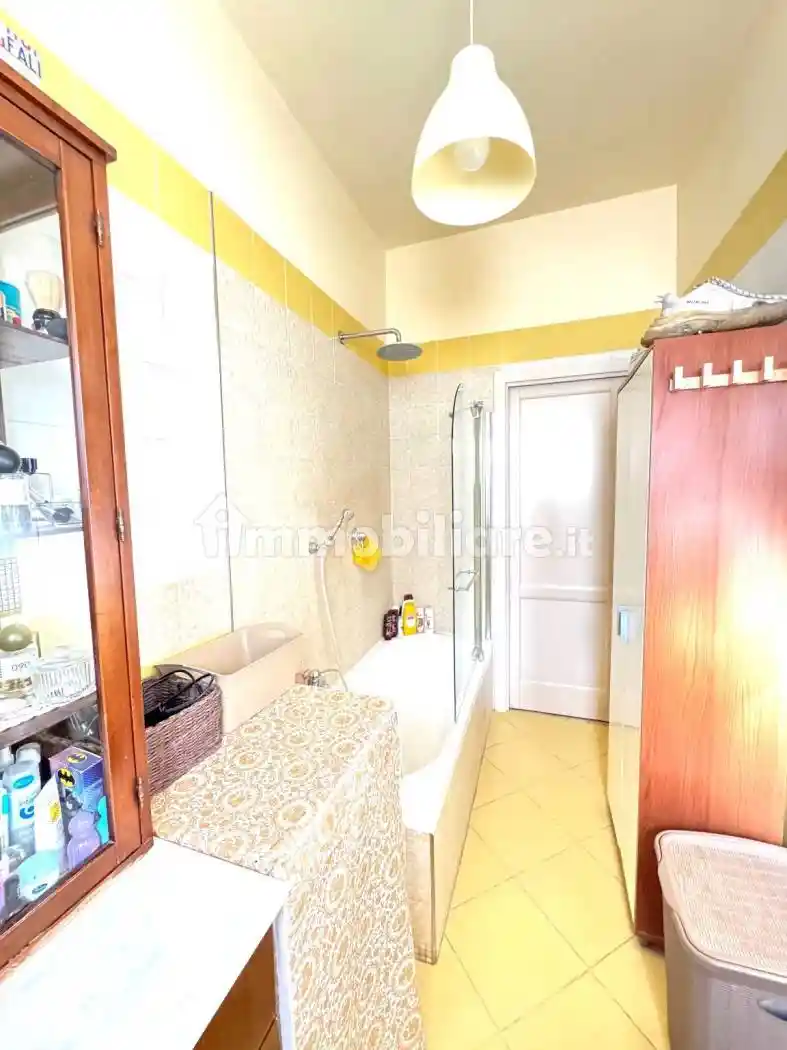 Appartamento via Ferdinando Iannaccone 12, Emanuele II, C. Colombo, Morelli e Silvati, Avellino - foto 5