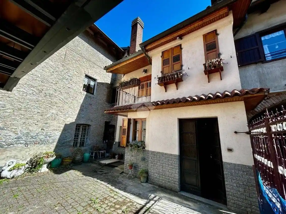 Casa indipendente in vendita a Sant'Antonino di Susa