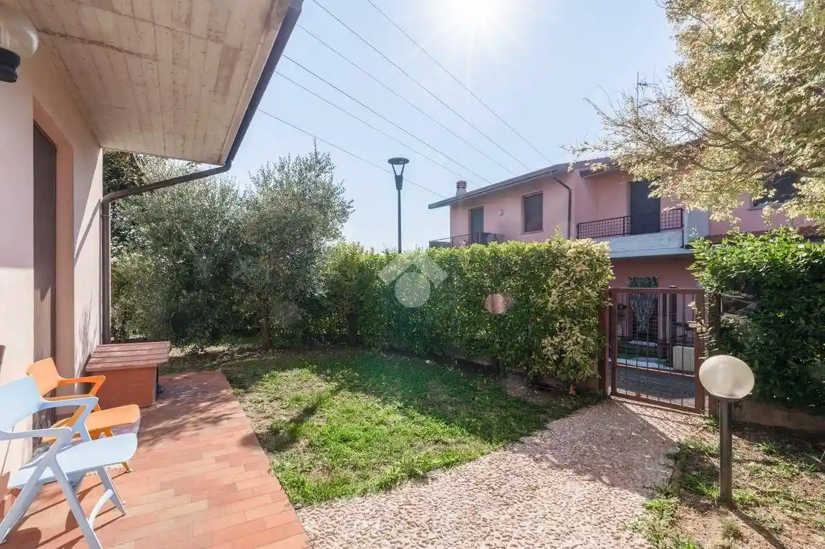 Villetta a schiera - foto 2