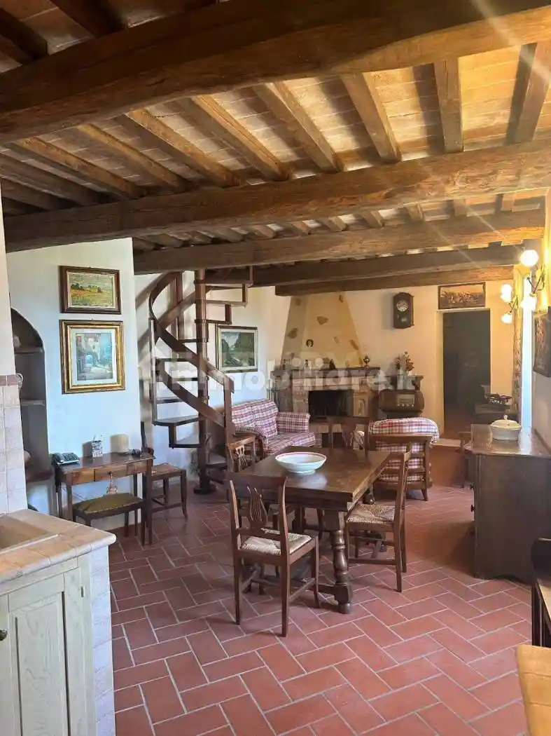 Appartamento in vendita a Cinigiano