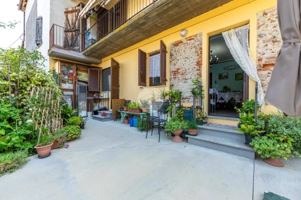 Casa indipendente in vendita a Trinità