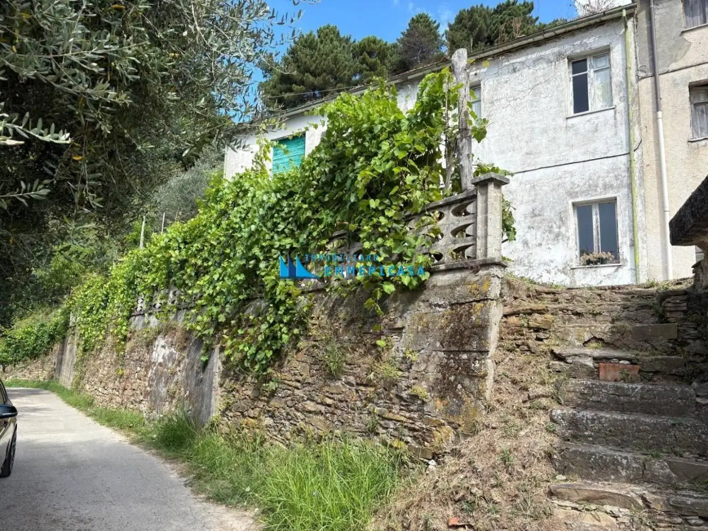 Rustico - Casale in vendita a Montignoso