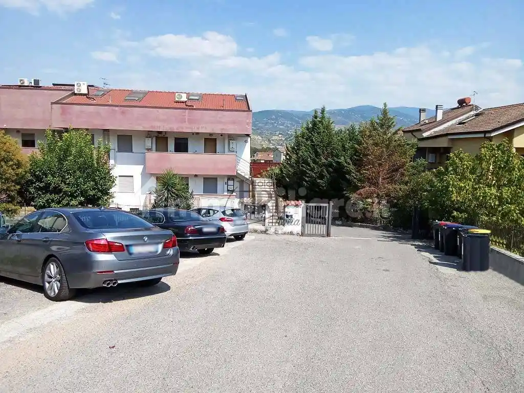 Trilocale viale Orso Mario Corbino 38, Quattromiglia, Rende - foto 2