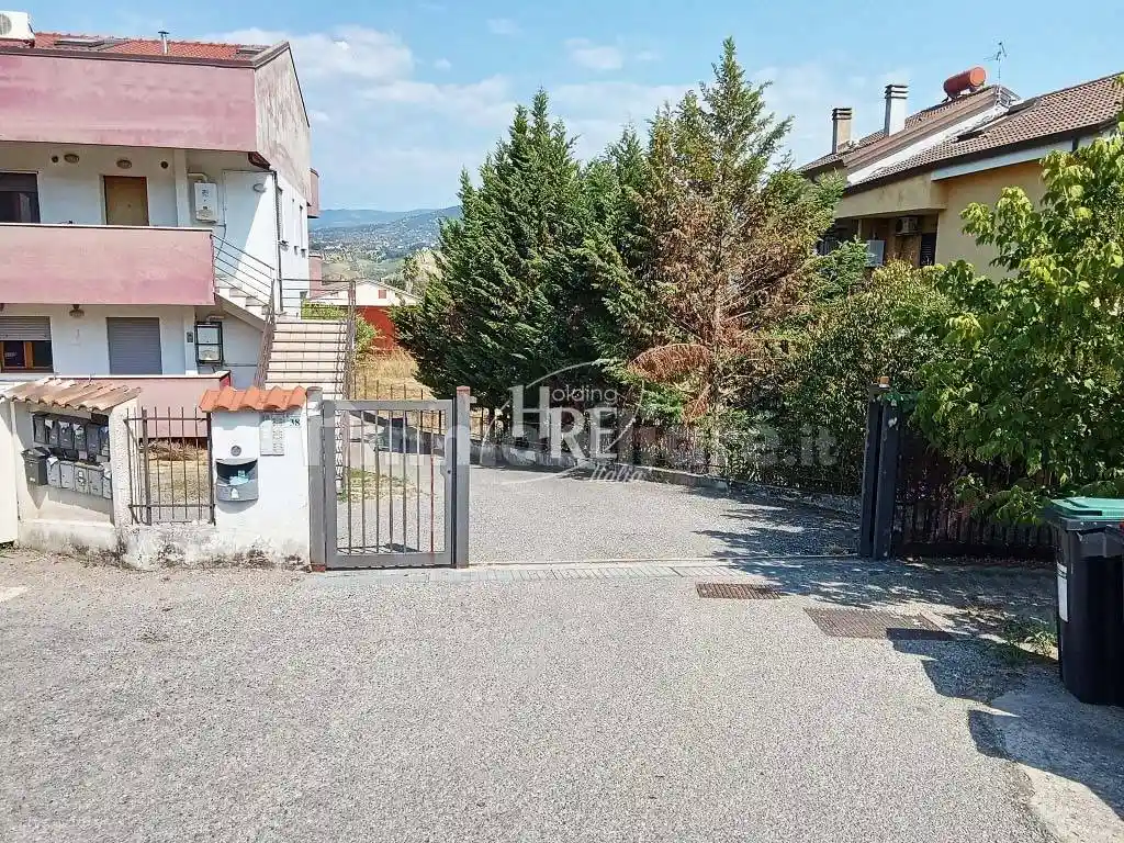 Trilocale viale Orso Mario Corbino 38, Quattromiglia, Rende - foto 3