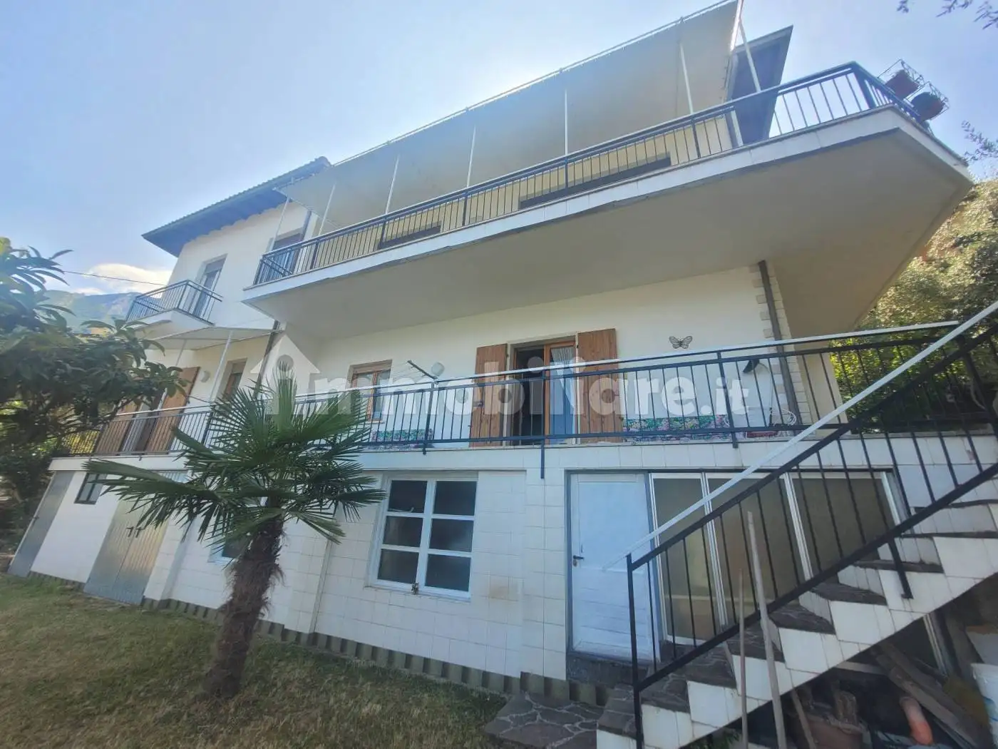 Villa in vendita a Brenzone sul Garda