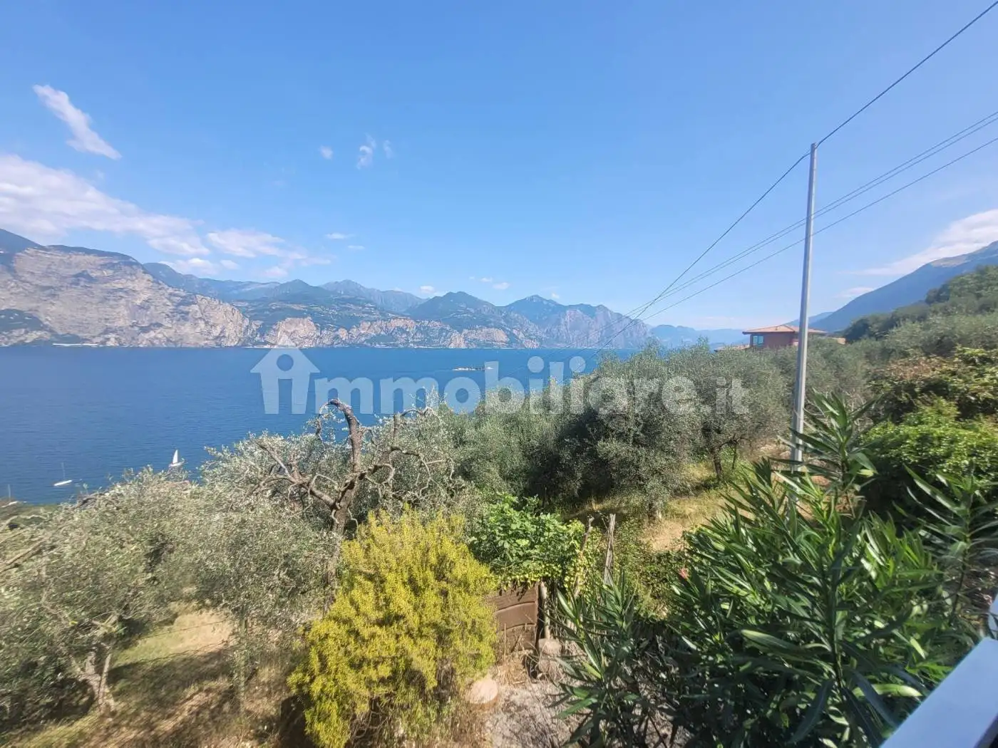 Villa unifamiliare via Ugo Foscolo 1, Magugnano, Brenzone sul Garda - foto 3