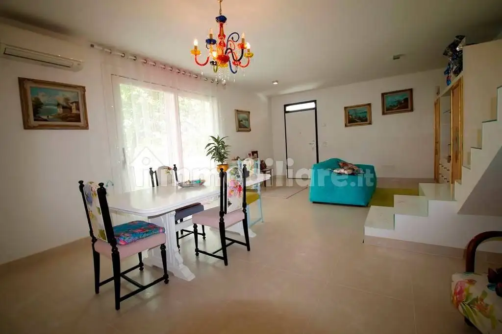 Casa indipendente in vendita a Forlì