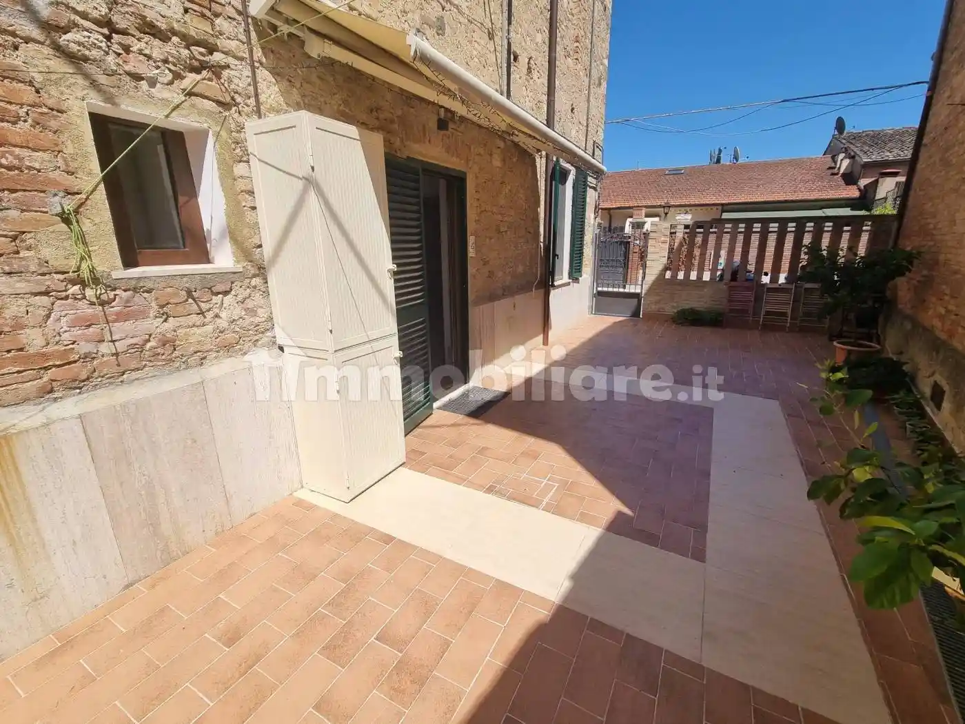 Bilocale via Enea Silvio Piccolomini 3, Fuori Porta Romana, Siena - foto 4