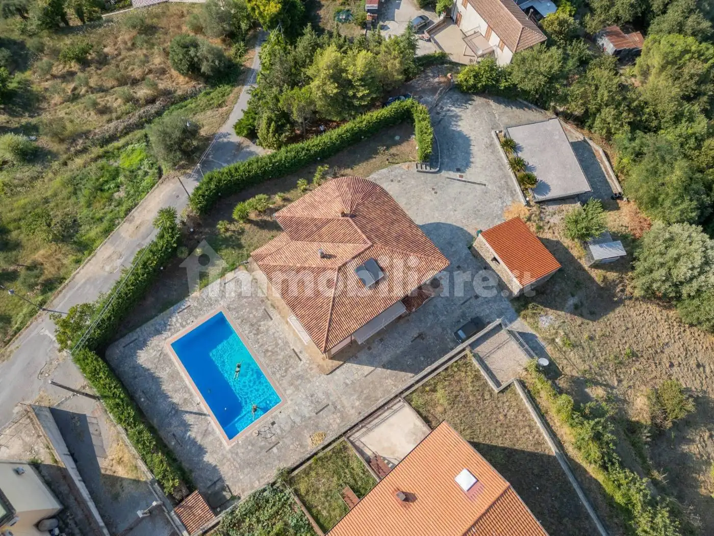 Villa in vendita a Lustra