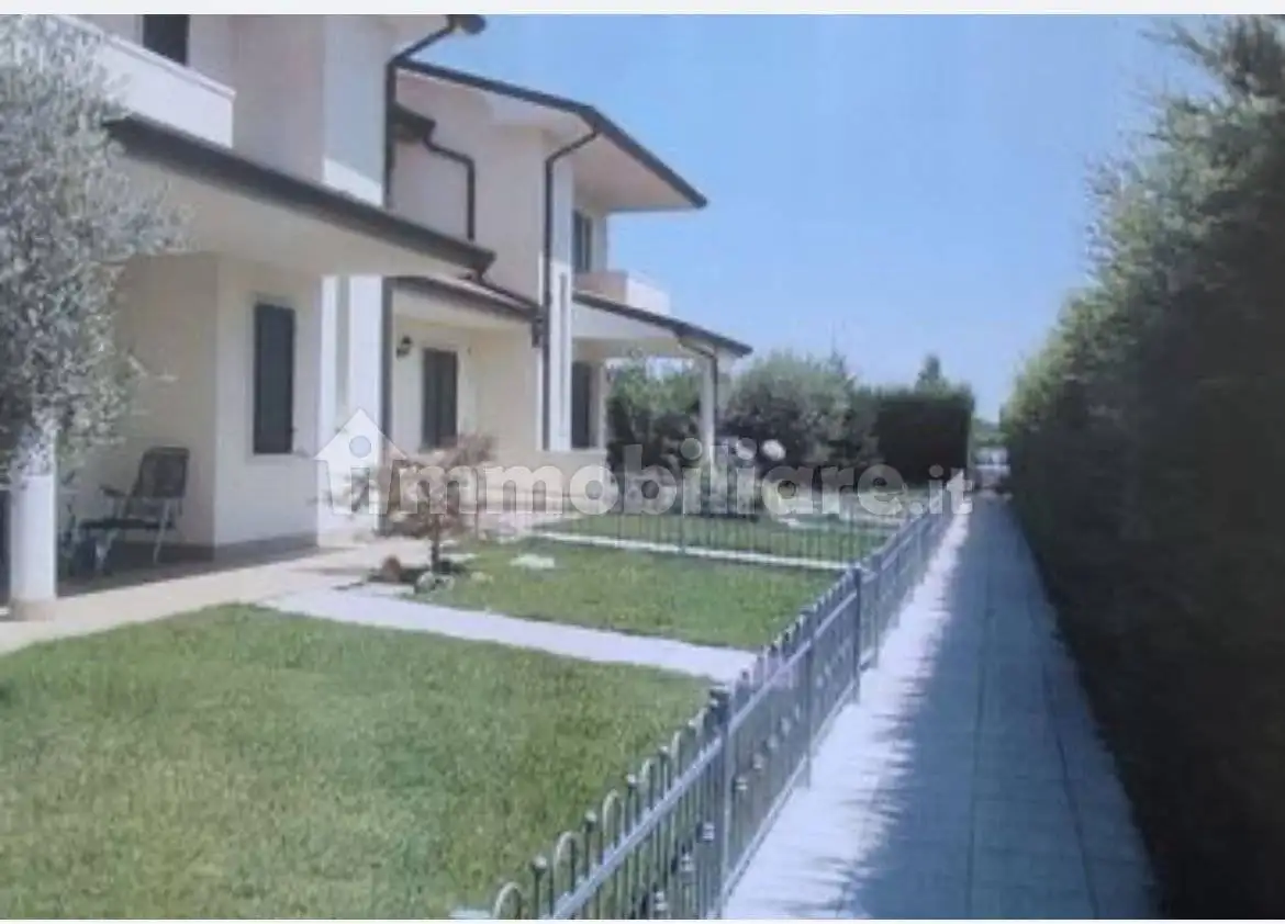 Appartamento in affitto a Sommacampagna