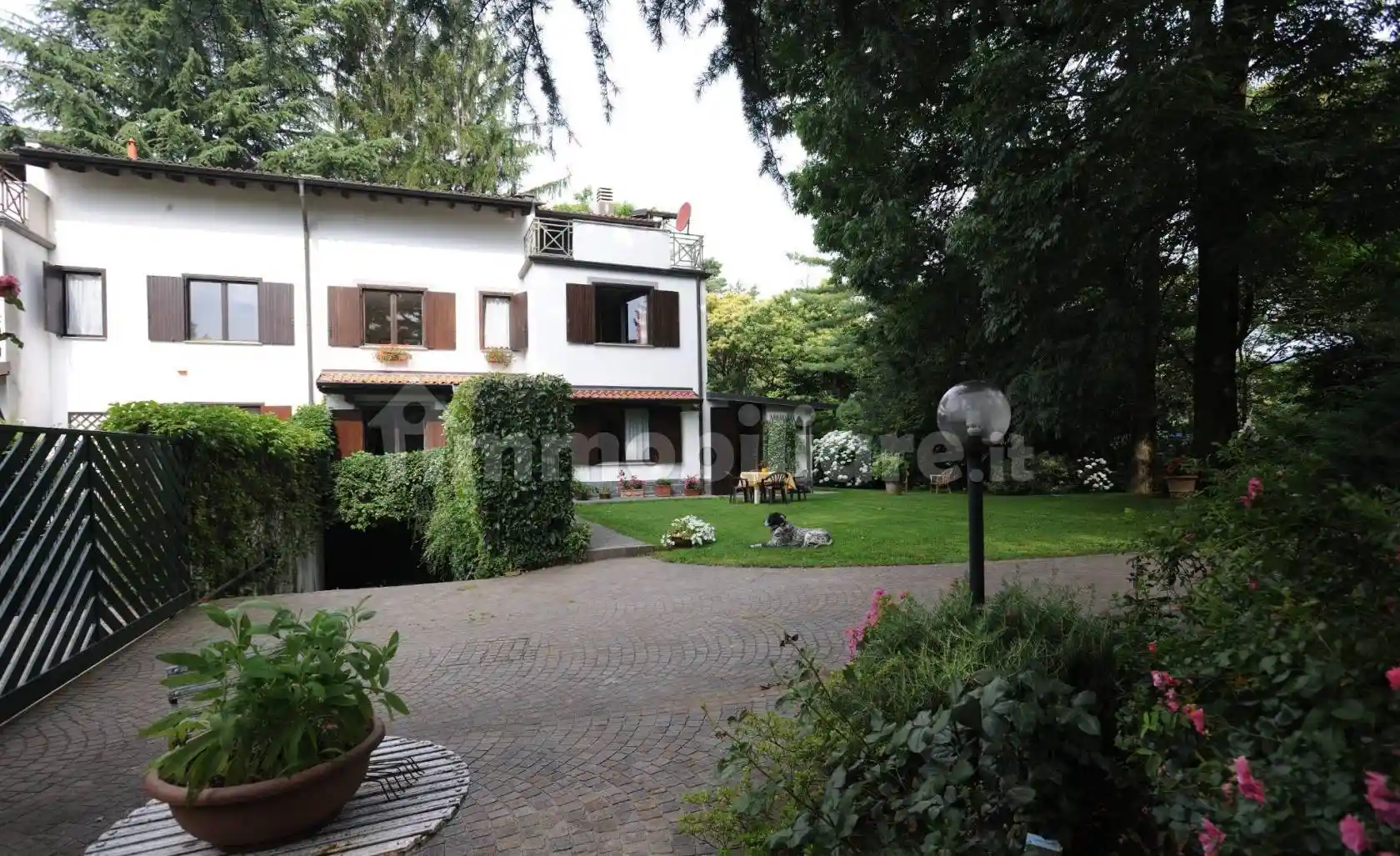 Villa unifamiliare via del Casluncio, Sant'Ambrogio, Varese - foto 2