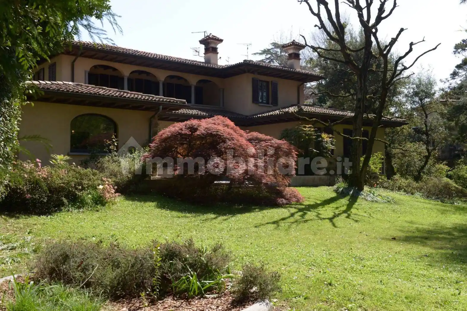 Villa unifamiliare viale Padre Gian Battista Aguggiari 14, Centro, Varese - foto 3