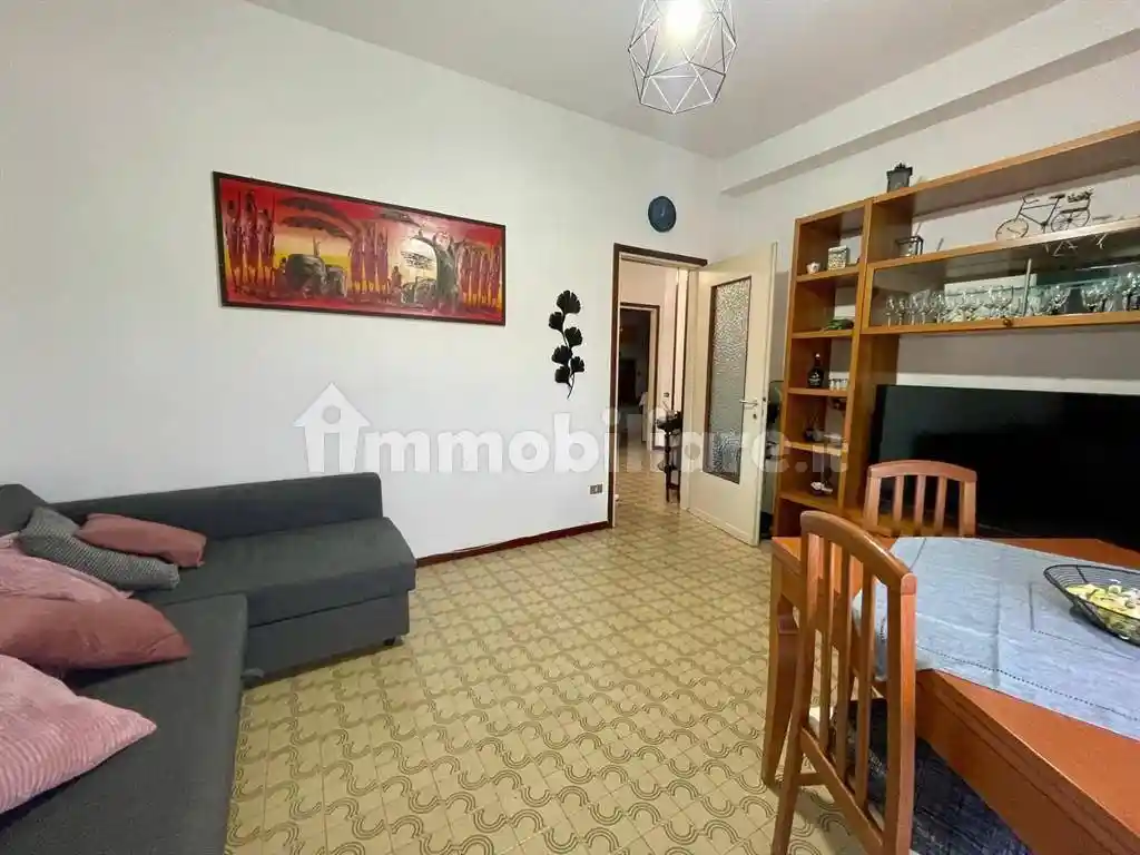 Trilocale via sant' Alessandro, Castronno - foto 4