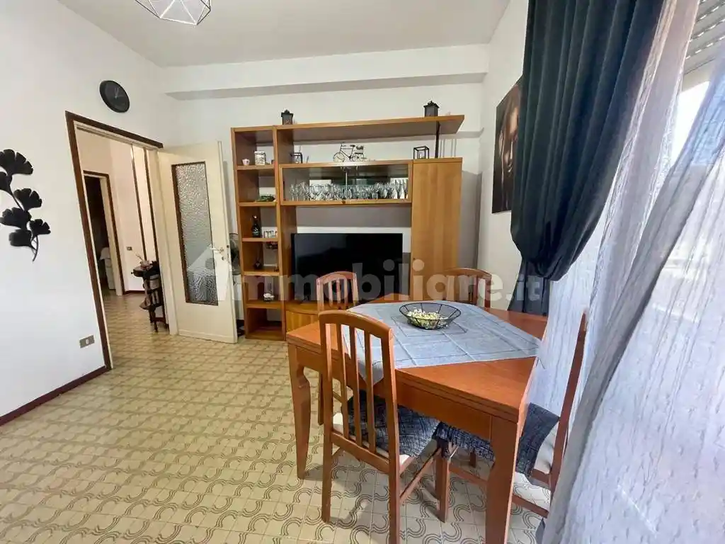 Trilocale via sant' Alessandro, Castronno - foto 5