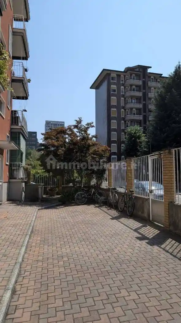 Bilocale via Lorenteggio 205, Giambellino, Milano - foto 3