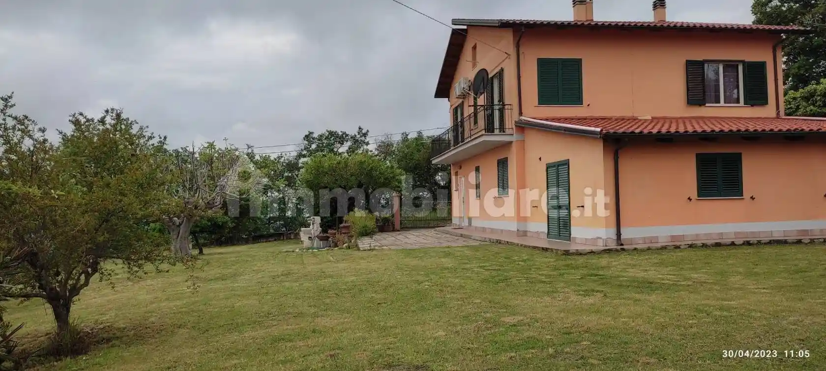 Villa in vendita a Canzano