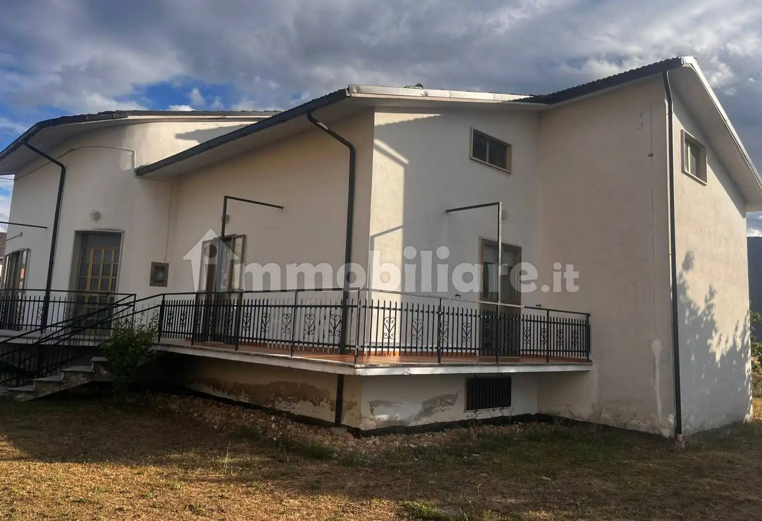 Villa in vendita a Trasacco