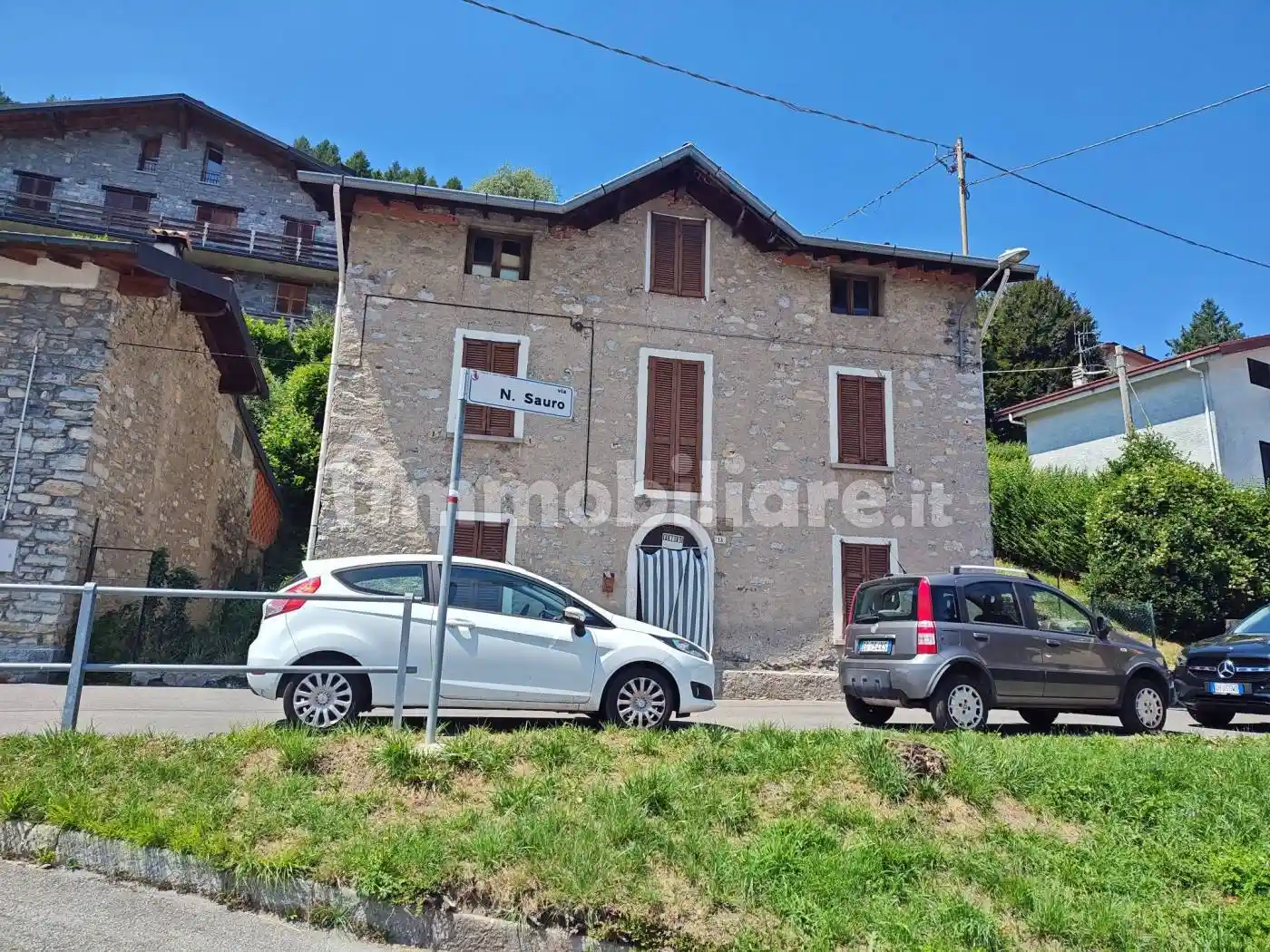 Casa indipendente in vendita a Alta Valle Intelvi