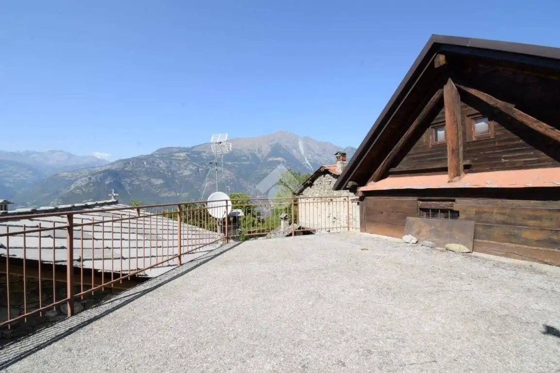 Casa indipendente in vendita a Chatillon