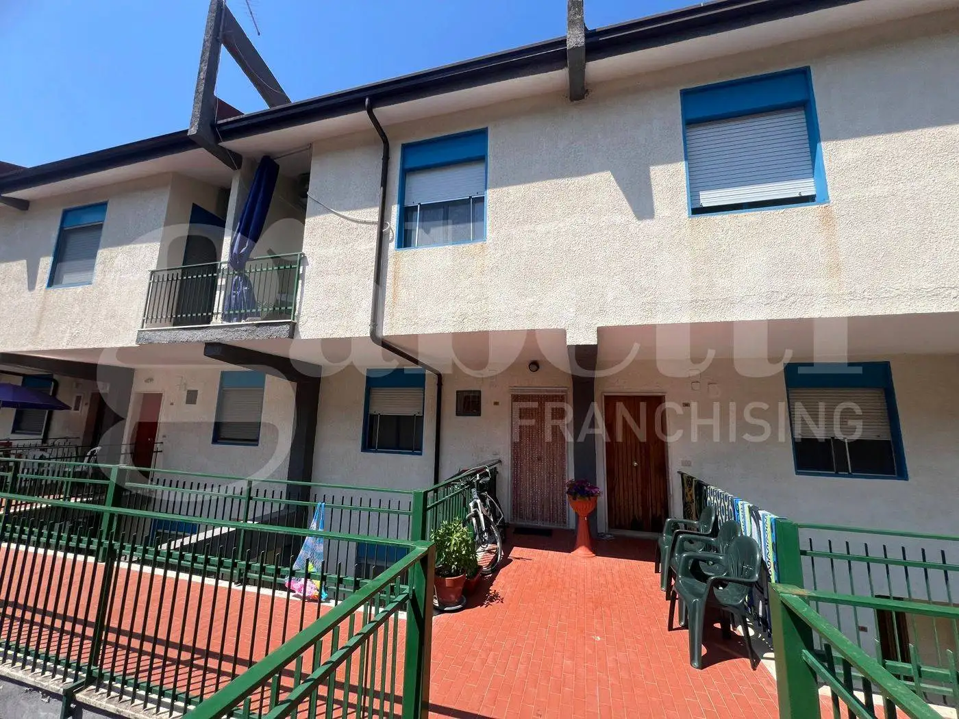 Appartamento in vendita a Falconara Albanese