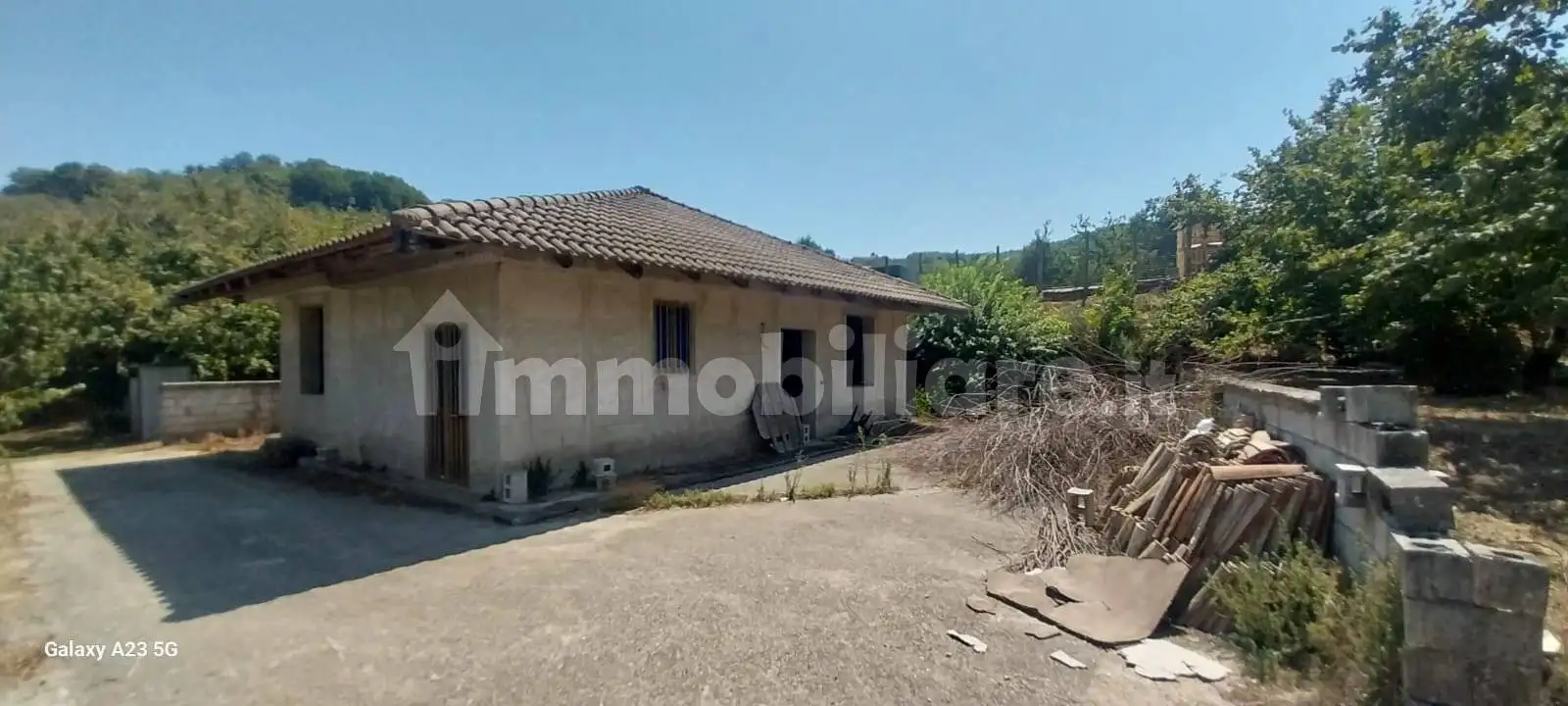 Villa in vendita a Contrada