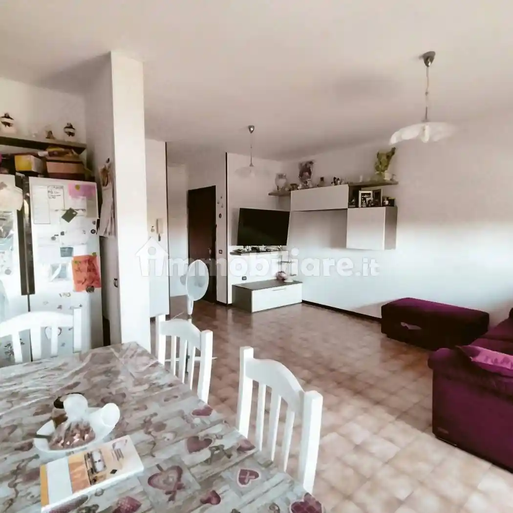 Appartamento in vendita a Piacenza