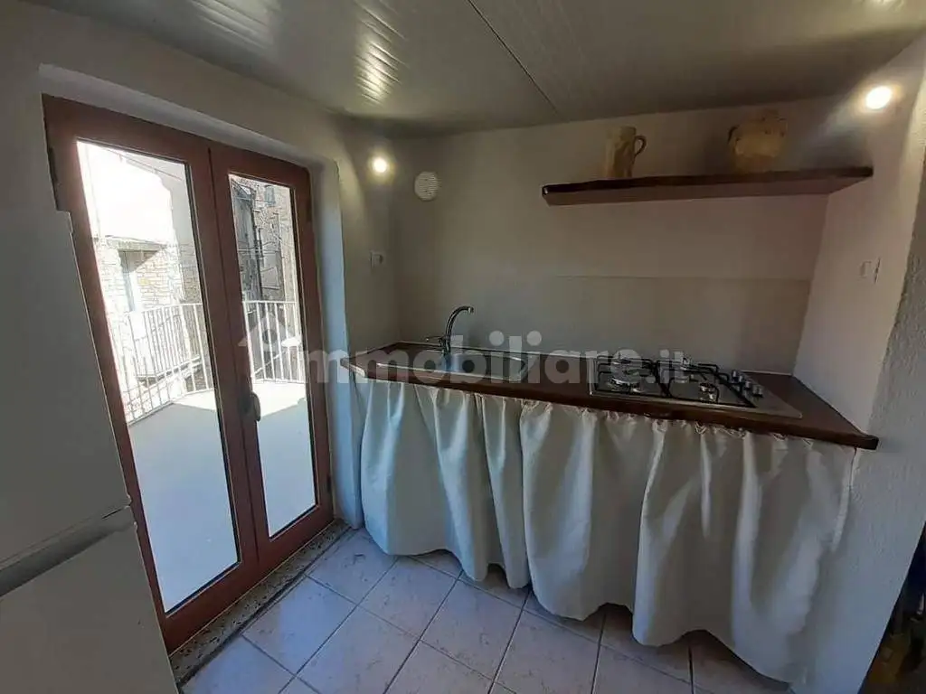 Bilocale via Dante Alighieri, Centro, Badolato - foto 5