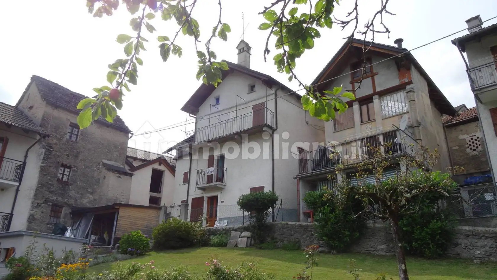 Casa indipendente in vendita a Re