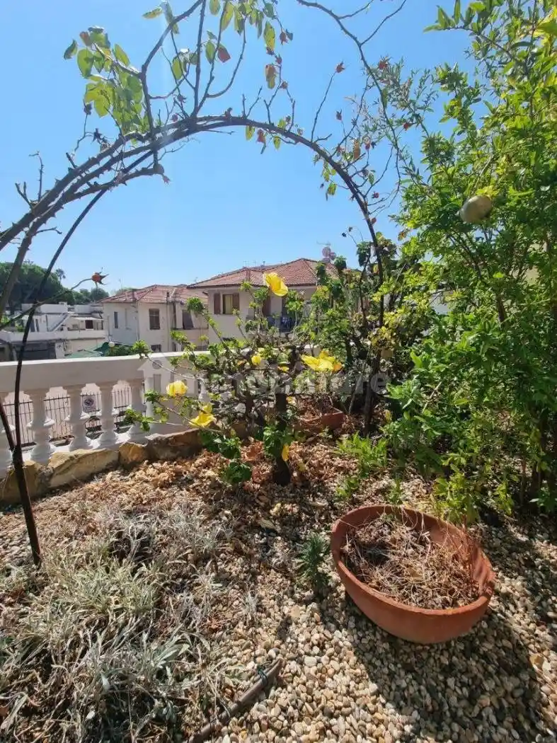 Appartamento in vendita a Ospedaletti
