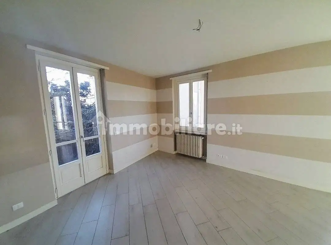 Appartamento via Giuseppe Avezzana 69, Centro Storico, Chieri - foto 3