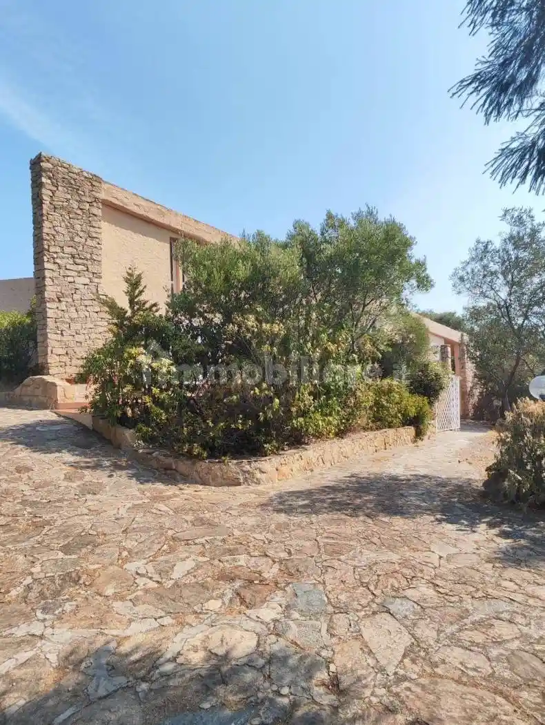 Villa unifamiliare, da ristrutturare, 250 m², Portisco, Olbia - foto 3