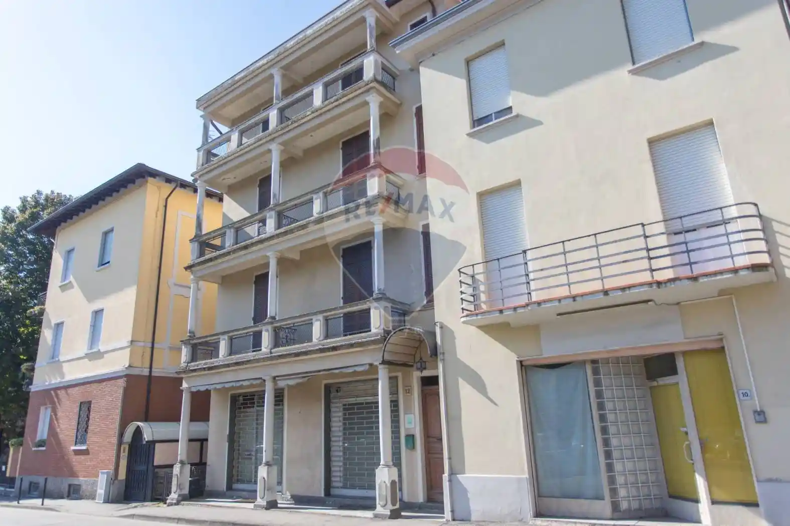 Palazzo - Edificio in vendita a Salsomaggiore Terme