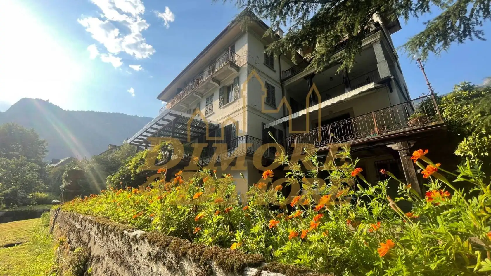 Palazzo - Edificio in vendita a Varzo