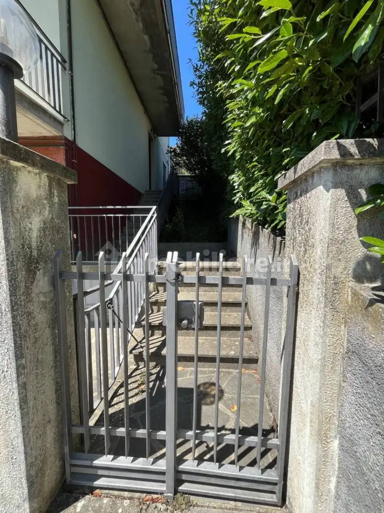 Appartamento in vendita a Bardi