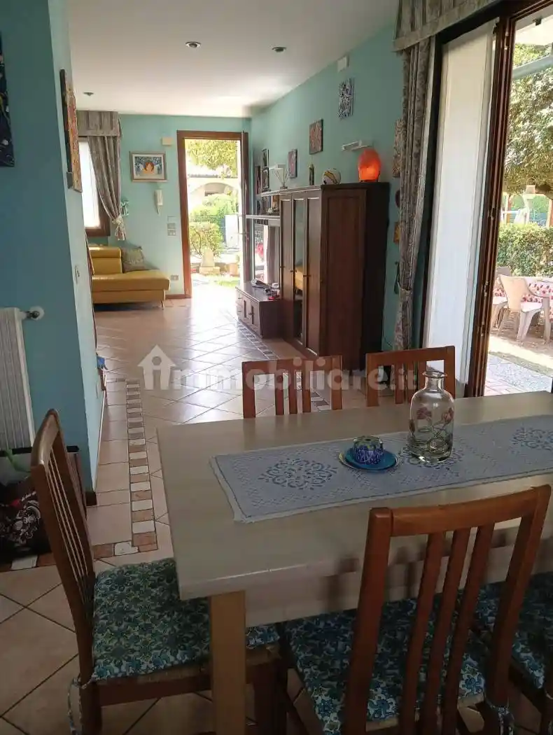 Villa a schiera 5 locali, buono stato, Centro, Fossalta di Piave - foto 2