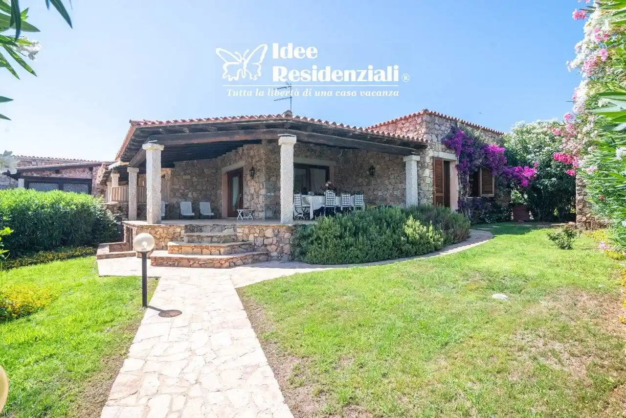 Villa in vendita a Olbia