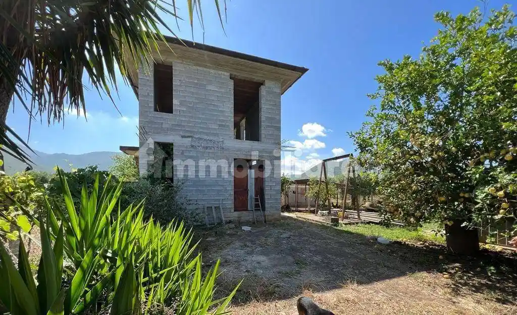 Rustico - Casale in vendita a Fondi