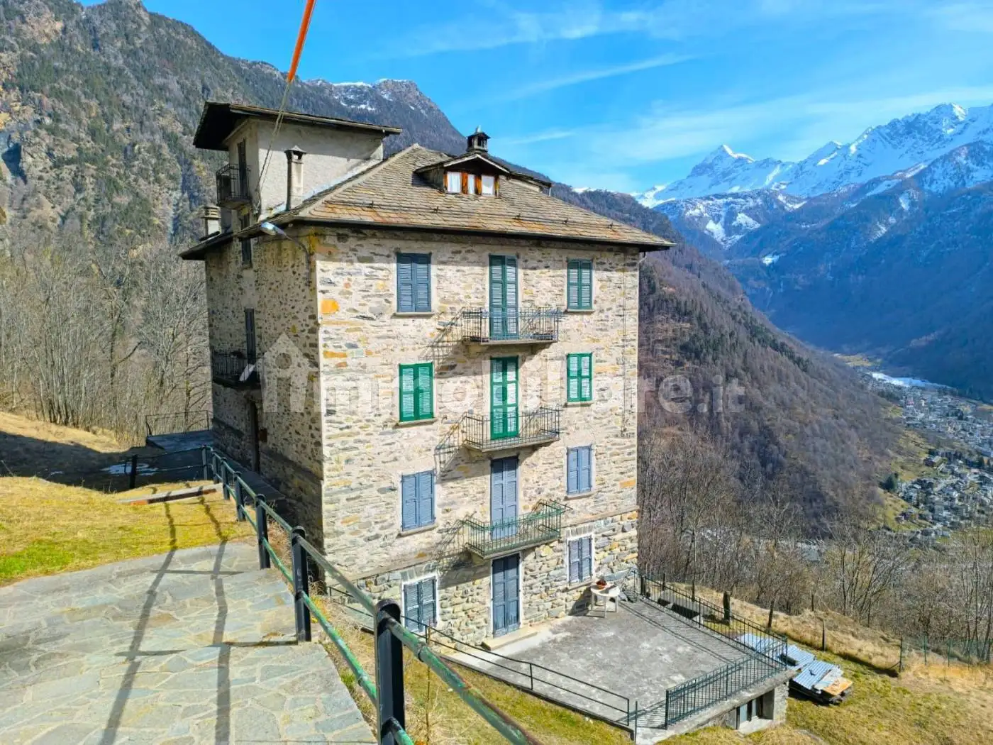 Appartamento in vendita a Chiesa in Valmalenco