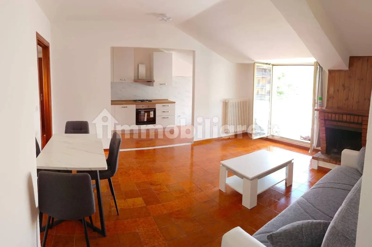 Appartamento in vendita a Magliano de' Marsi