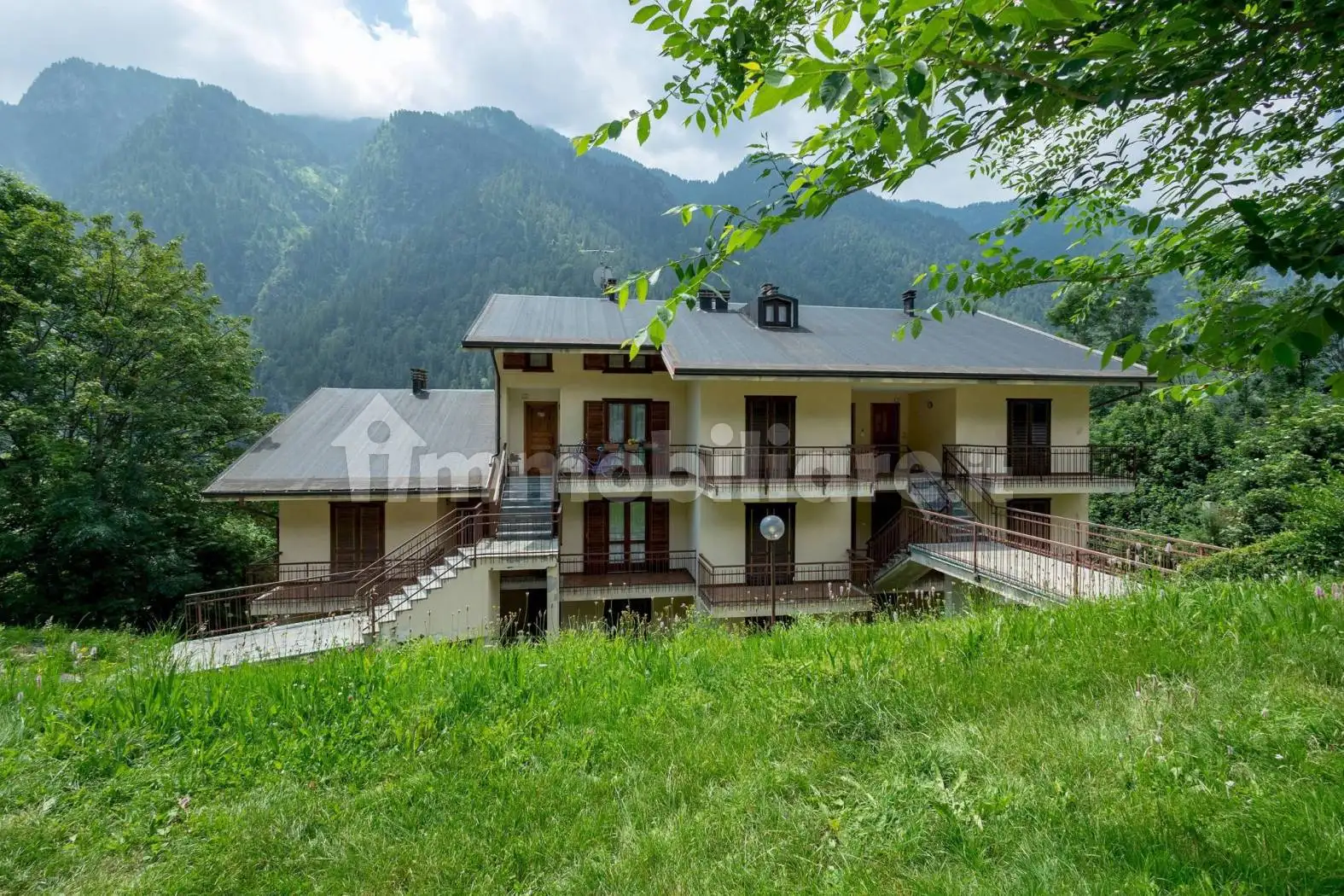 Appartamento in vendita a Casteldelfino