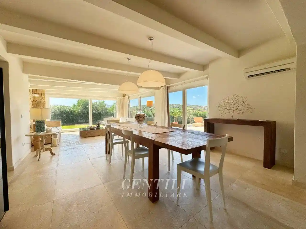 Villa in vendita a Arzachena