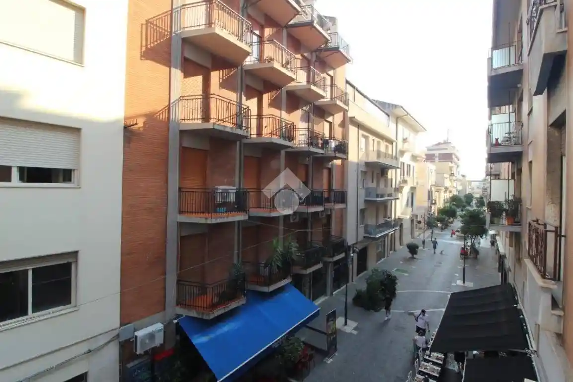 Trilocale via Piave 99, Piazza Salotto - Corso Umberto, Pescara - foto 2