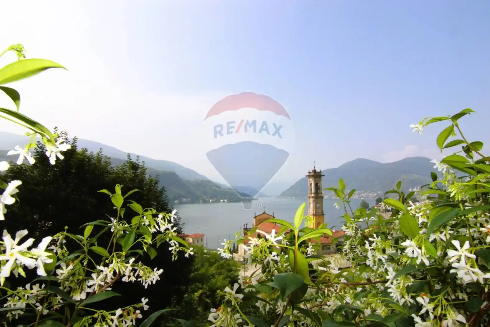 Villa in vendita a Porto Ceresio