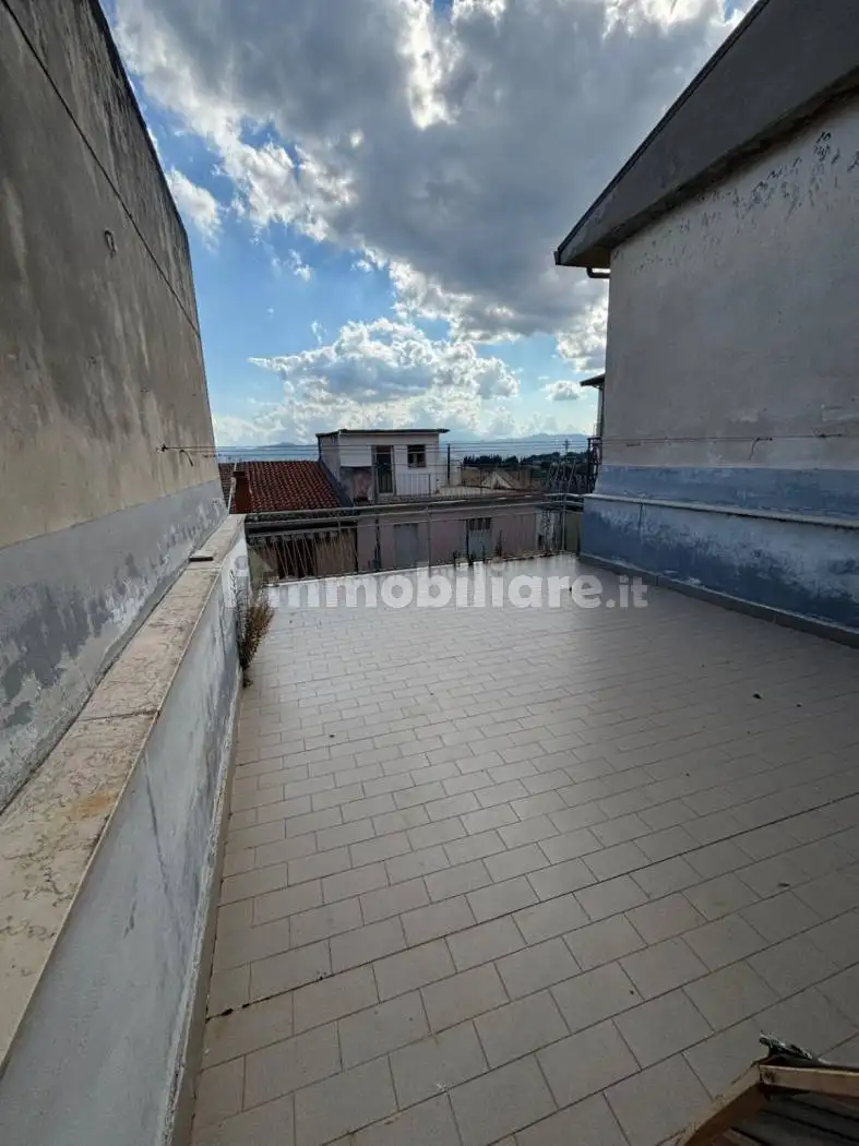 Appartamento in vendita a Mirabella Eclano