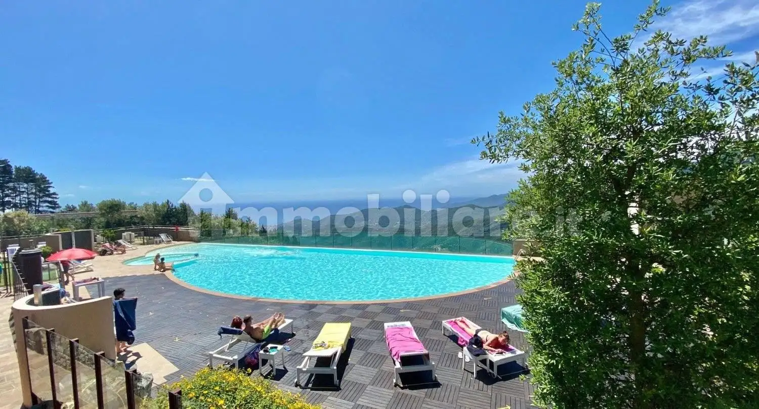 Casa indipendente in vendita a Magliolo