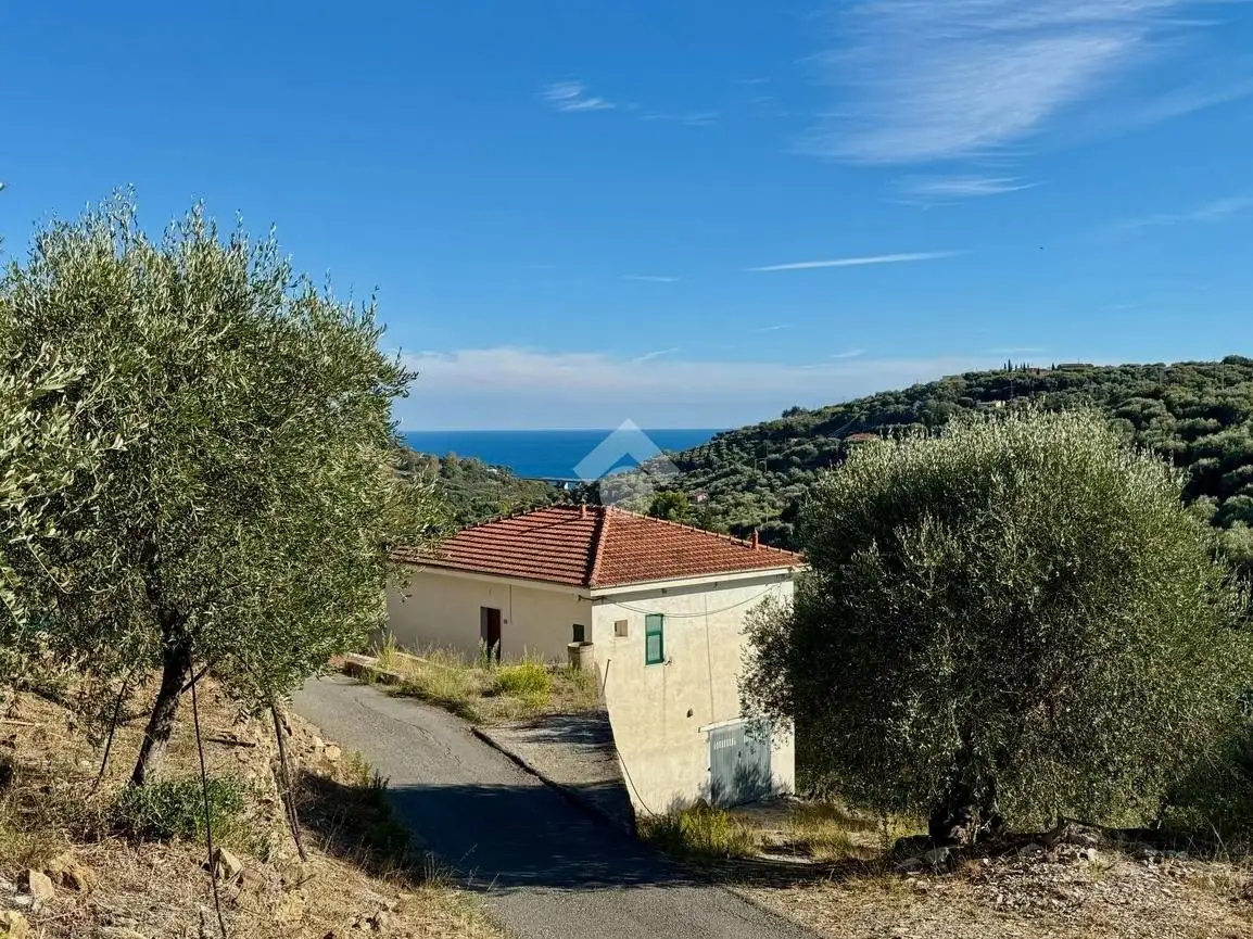 Casa indipendente in vendita a Civezza