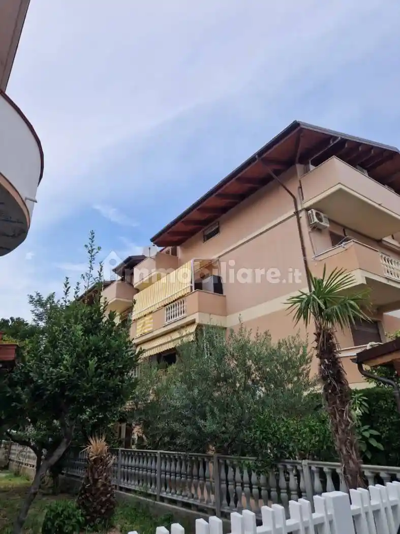 Quadrilocale via Liguria 14, Silvi Marina, Silvi - foto 2