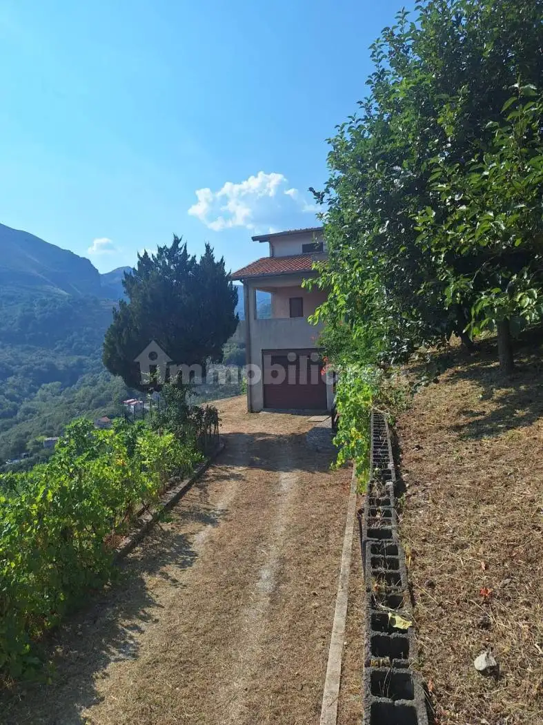 Villa in vendita a Tortorici