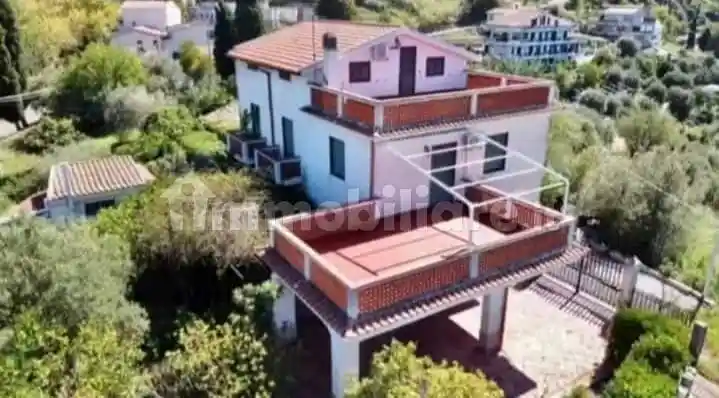 Villa in vendita a Spadafora